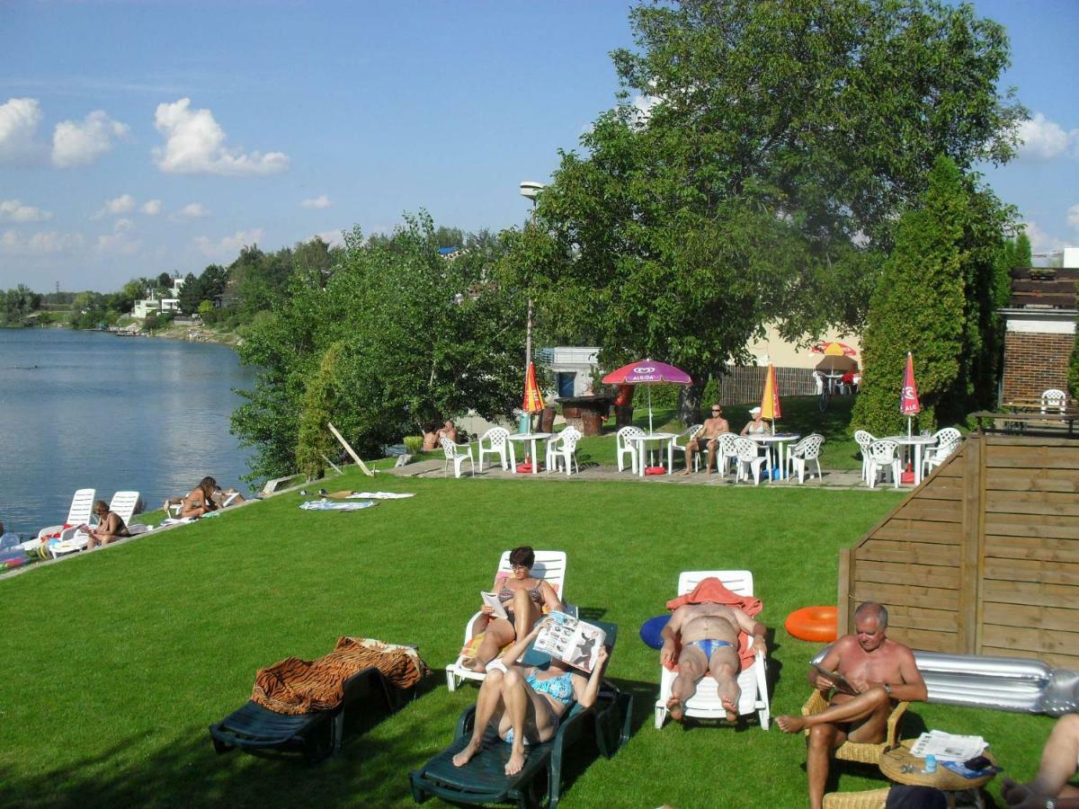 Hotel Fortuna Senec Exterior photo